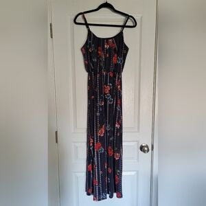 🏖🚨 LOVE RYAN | Floral Maxi Dress